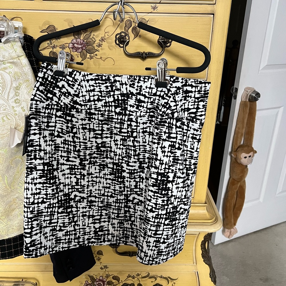 Kenneth Cole mini skirt